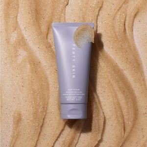 Fenty Skin Buff Ryder Exfoliating Body Scrub  6 oz 
170 g Sealed Brand New